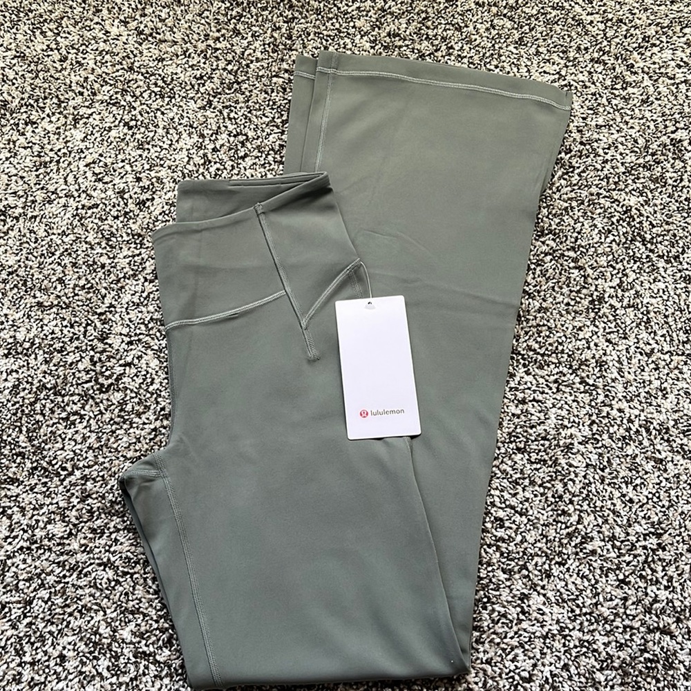 Lululemon Groove Legging